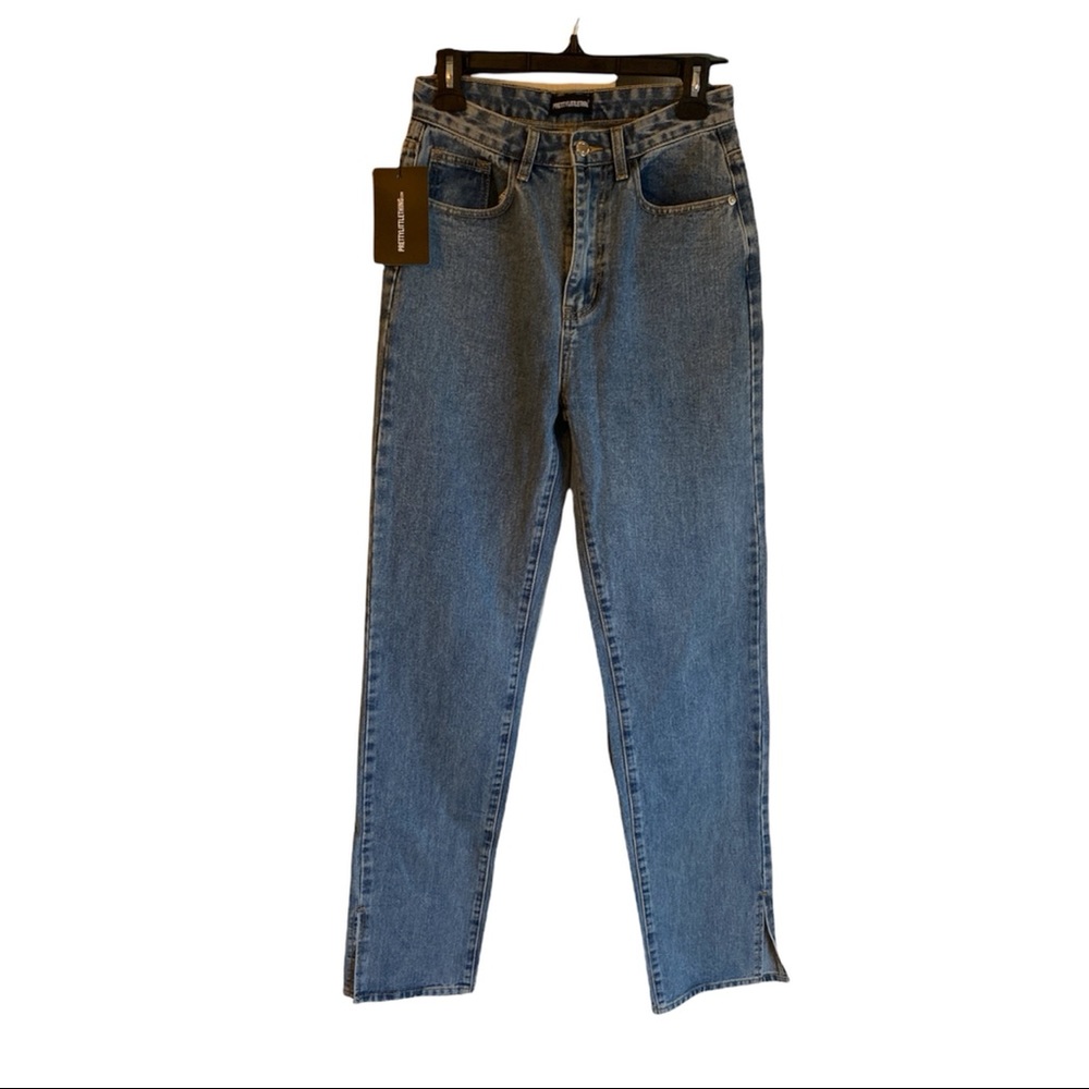 *Never Worn Before* Tall Mid Wash Split Hem Jeans- PrettyLittle Thing - Picture 2 of 2